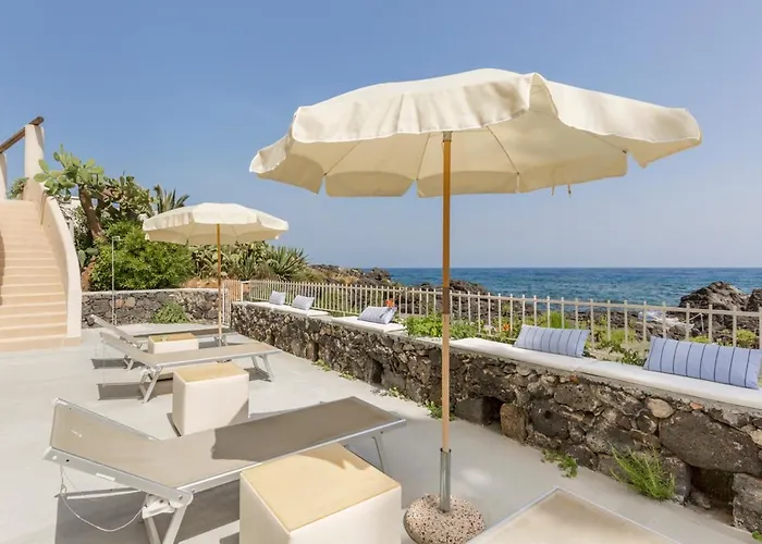 Marina Dei Greci - Luxury Villa Giardini Naxos