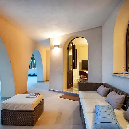 Marina Dei Greci - Luxury Villa Giardini Naxos